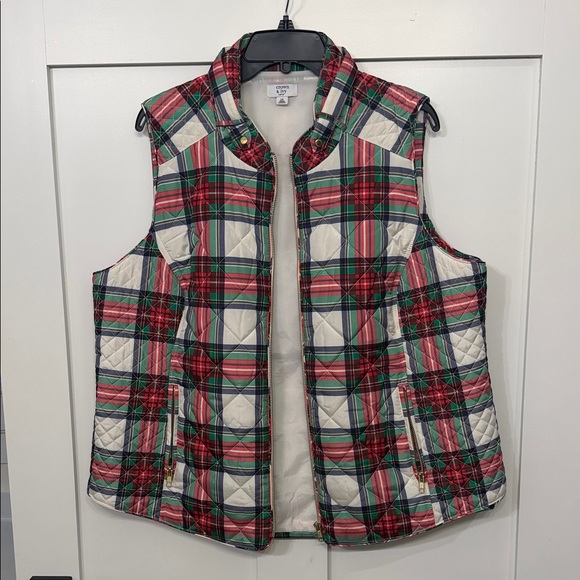 crown & ivy Jackets & Blazers - Crown and Ivy quilted vest 2X curvy